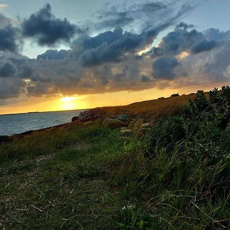 4 Person In Hemmet-by Traum Nyaraló